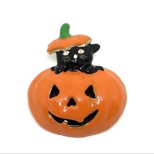 Black Cat inside a Pumpkin Pin Brooch